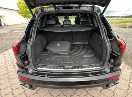 Porsche - Cayenne
