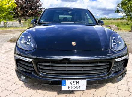 Porsche - Cayenne