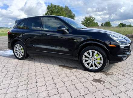 Porsche - Cayenne