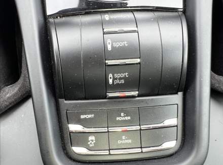 Porsche - Cayenne