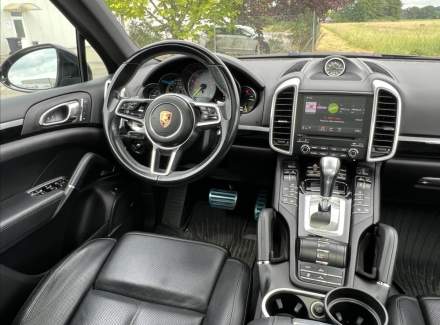 Porsche - Cayenne