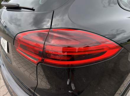 Porsche - Cayenne