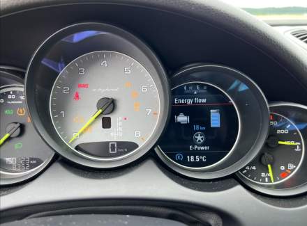 Porsche - Cayenne