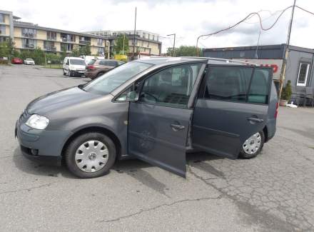 Volkswagen - Touran