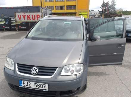 Volkswagen - Touran