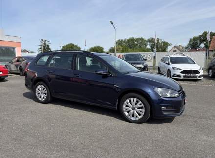 Volkswagen - Golf