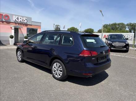 Volkswagen - Golf