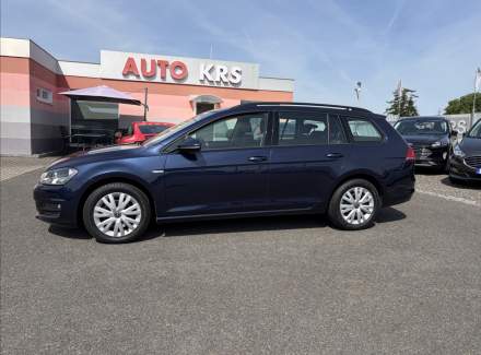 Volkswagen - Golf