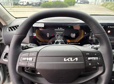 Kia - K4