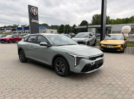 Kia - K4