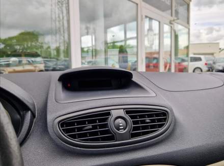 Renault - Clio