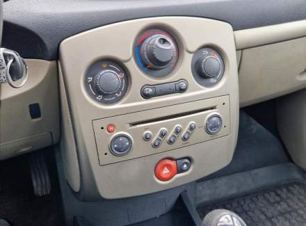 Renault - Clio