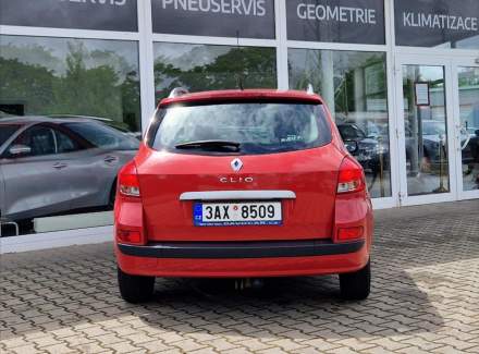 Renault - Clio