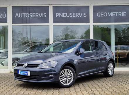 Volkswagen - Golf