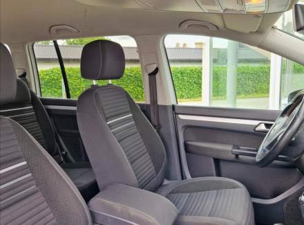 Volkswagen - Touran