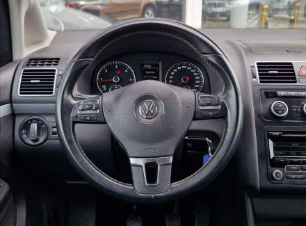 Volkswagen - Touran
