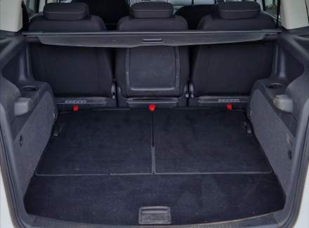 Volkswagen - Touran