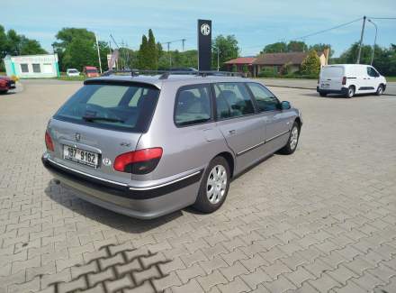 Peugeot - 406