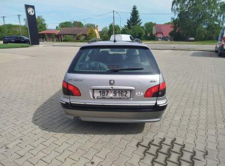 Peugeot - 406