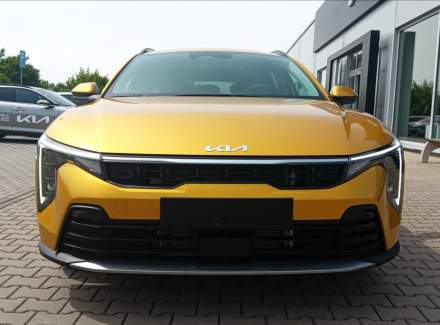Kia - K4