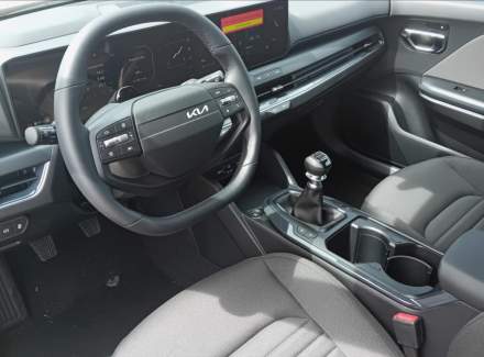 Kia - K4