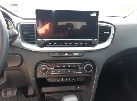 Kia - Cee'd