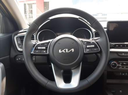Kia - Cee'd