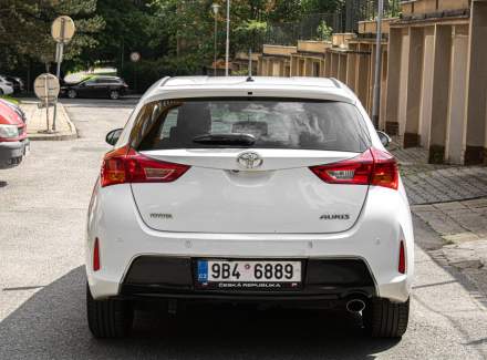 Toyota - Auris