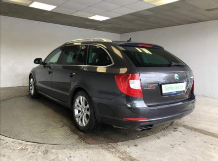 Škoda - Superb