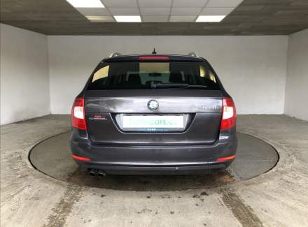 Škoda - Superb