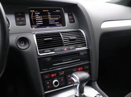 Audi - Q7