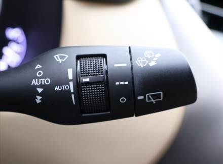 Lexus - NX