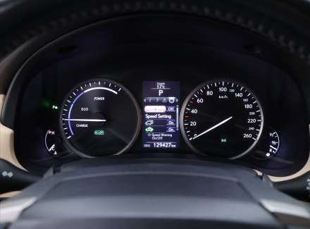 Lexus - NX