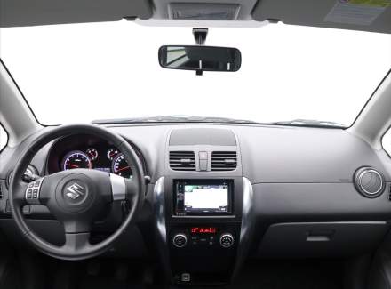 Suzuki - SX4