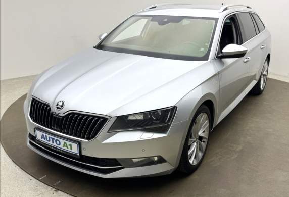 Škoda - Superb