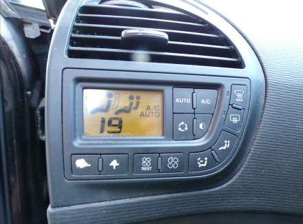 Citroën - C4