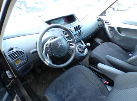 Citroën - C4