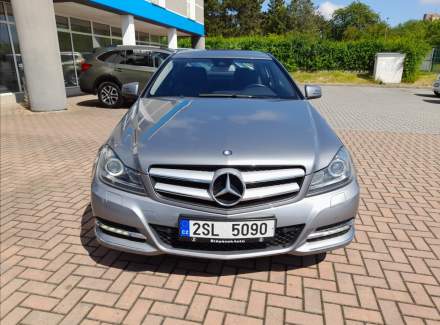 Mercedes-Benz - 250