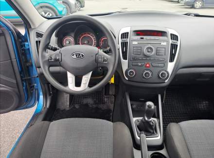 Kia - Cee'd