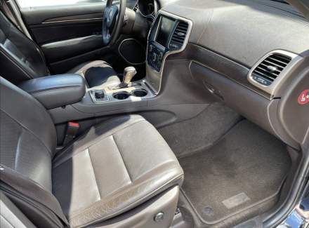 Jeep - Grand Cherokee