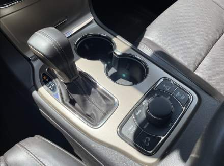 Jeep - Grand Cherokee