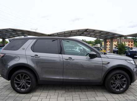 Land Rover - Discovery Sport
