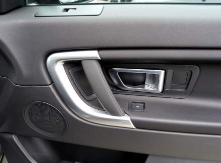 Land Rover - Discovery Sport