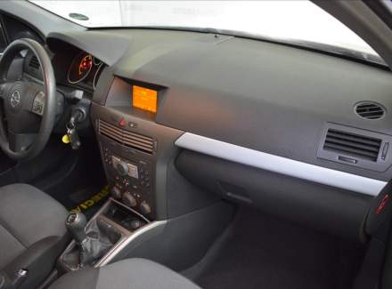Opel - Astra