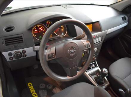 Opel - Astra