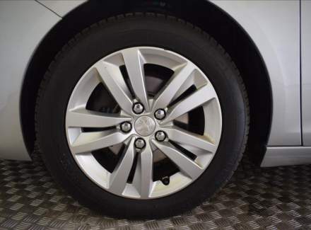 Peugeot - 308