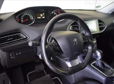Peugeot - 308