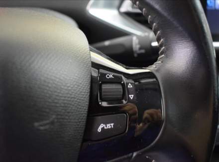 Peugeot - 308