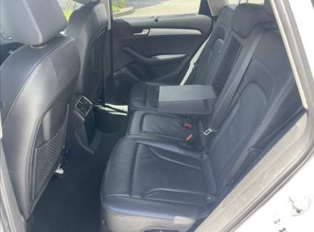 Audi - Q5
