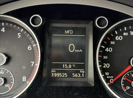 Volkswagen - Passat